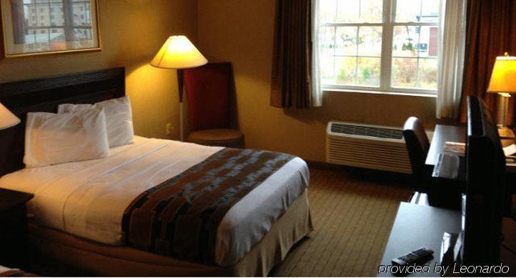 Howard Johnson By Wyndham Portsmouth Dış mekan fotoğraf